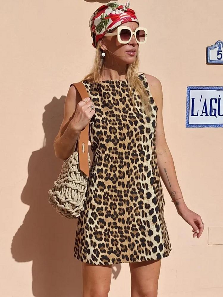 Oliva | Sleeveless Mini Dress with Leopard Print
