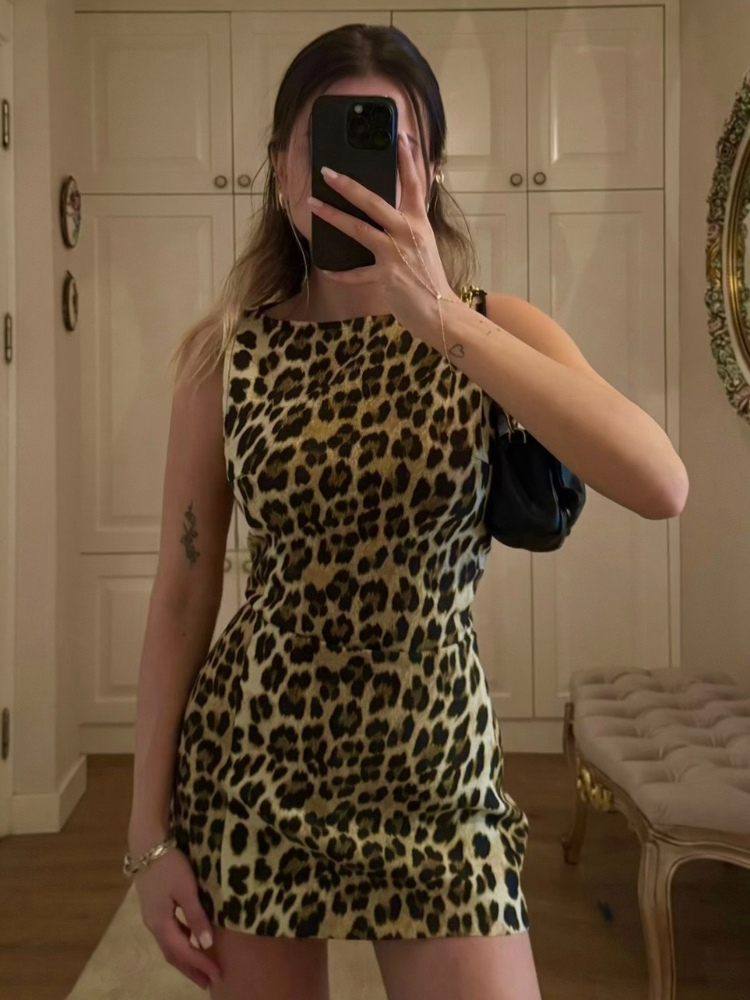 Oliva | Sleeveless Mini Dress with Leopard Print