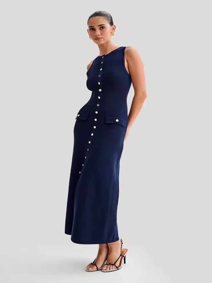 Bianca – Elegant Sleeveless Button-Up Bodycon Knit Maxi Dress