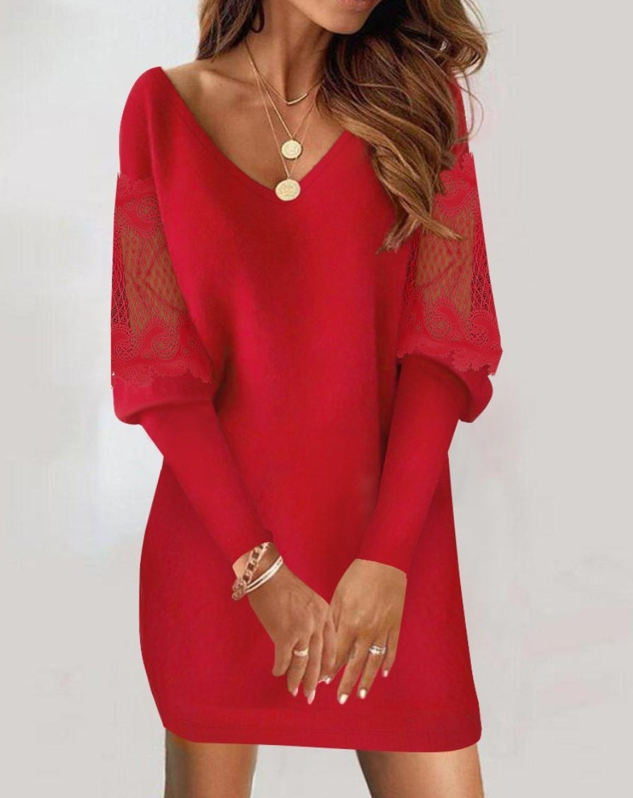 Elegant lace dress with a refined V-neckline