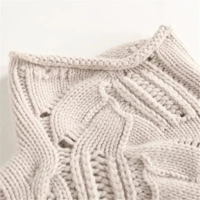 ANALISA – COSY CABLE KNIT