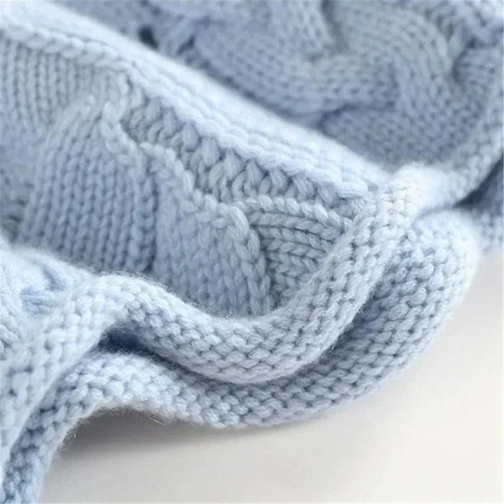 ANALISA – COSY CABLE KNIT