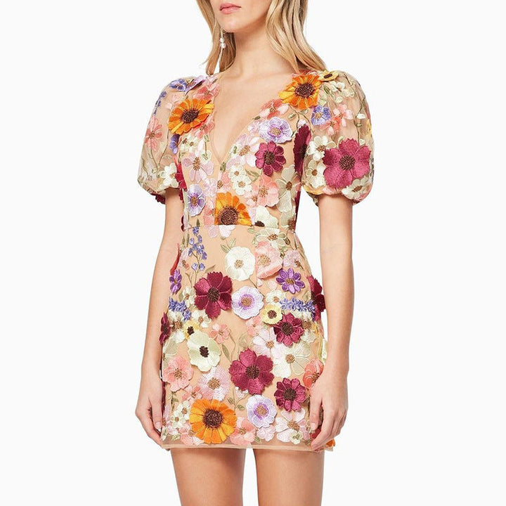 Dees | Elegant V-neck dress with floral print